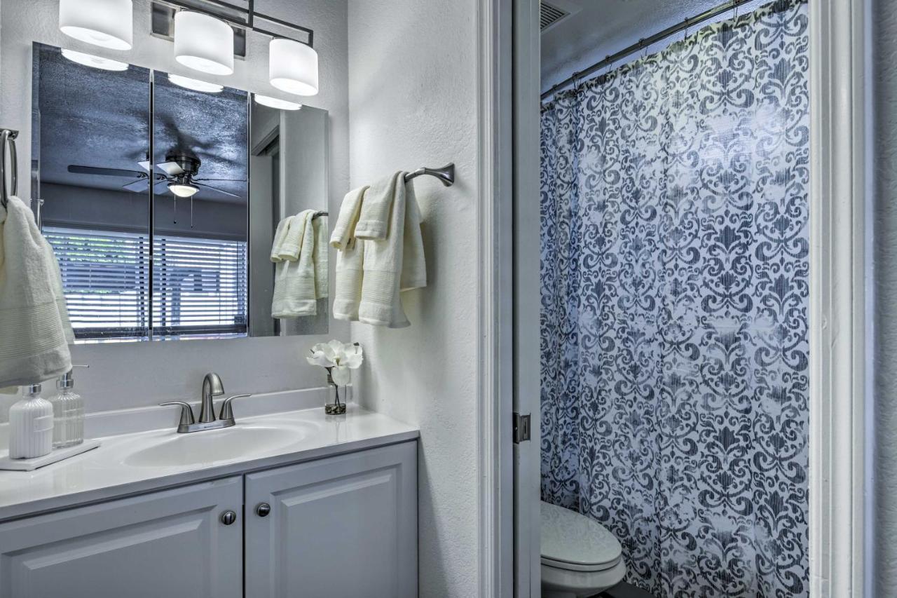 Downtown Gilbert Condo With Screened Porch! Eksteriør billede